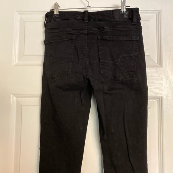 Distressed High Rise Jegging - Picture 4 of 6